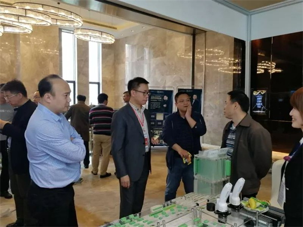 置恒電氣攜自主卓能電聯(lián)接產(chǎn)品成功亮相中國智能電網(wǎng)學(xué)術(shù)研討會(圖2)