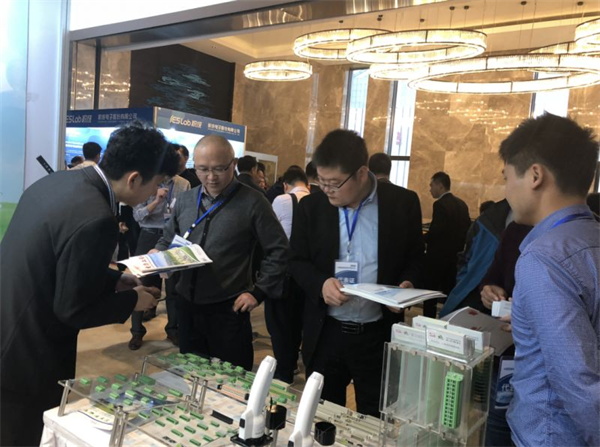 置恒電氣攜自主卓能電聯(lián)接產(chǎn)品成功亮相中國智能電網(wǎng)學(xué)術(shù)研討會(圖3)